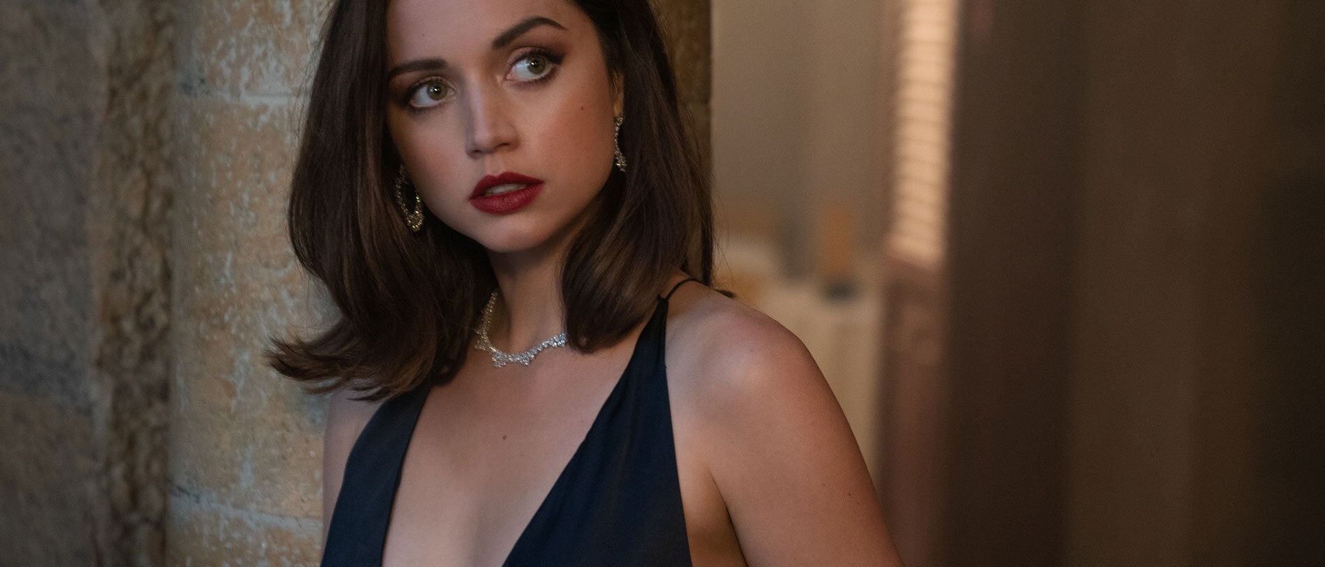 Ana-De-Armas-No-Time-To-Die-Ben-Affleck