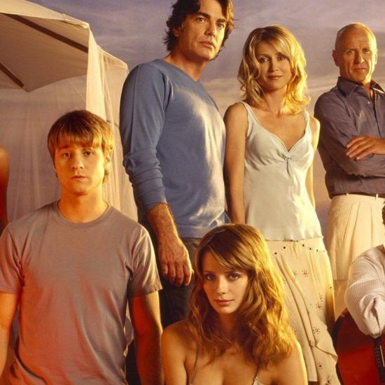 6 Reasons Why You Have To Start Binge-Watching The O.C Right Now