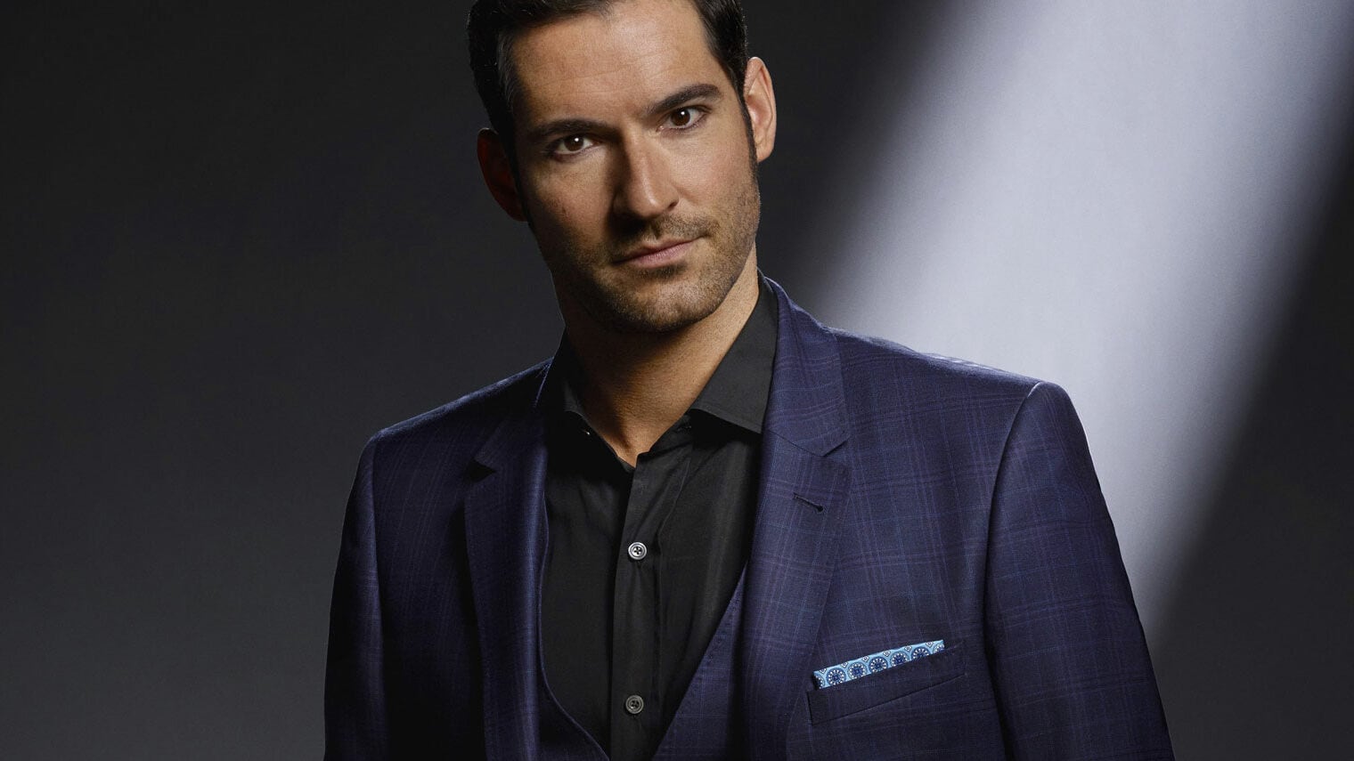 Lucifer-Season-6-Netflix-Tom-Ellis