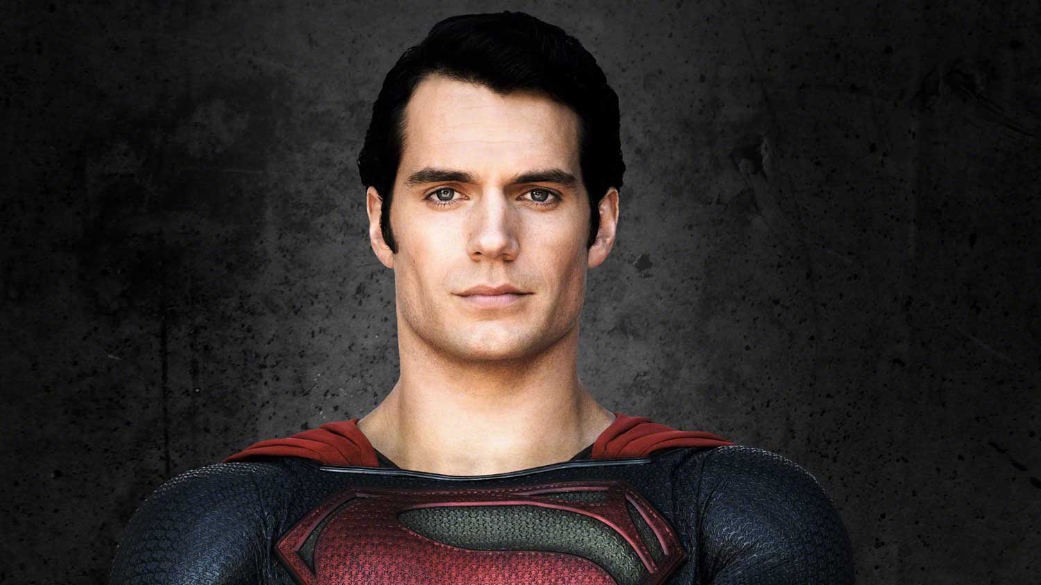 Henry Cavill Says Superman Costume Still Fits While Awaiting New