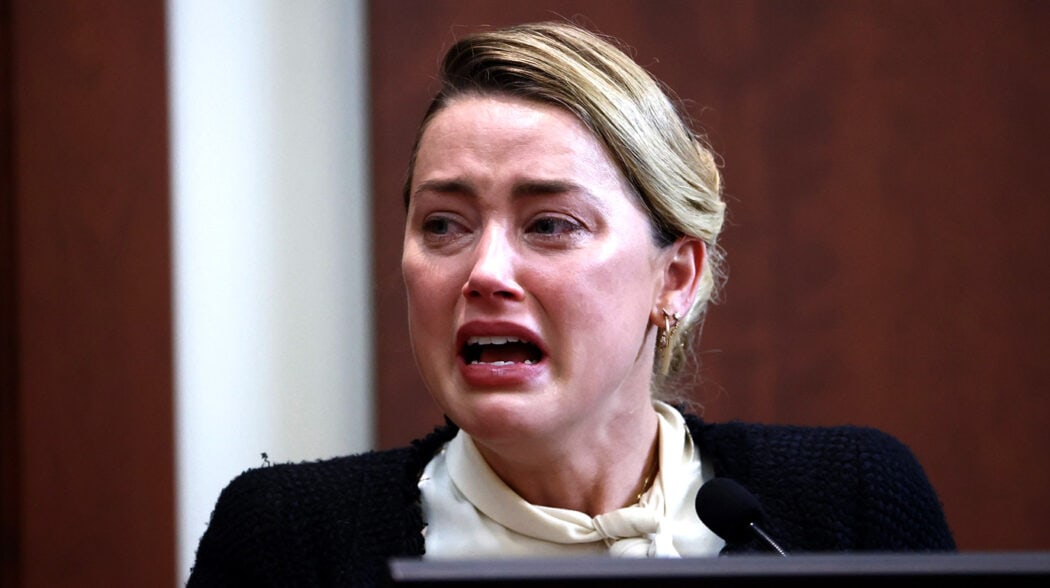 Amber Heard Trying To Charm Jury Body Language Expert