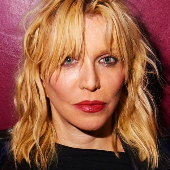 Courtney Love Says Johnny Depp Gave He CPR And Looked After Her Daughter