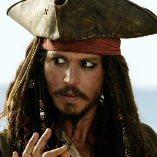 No, Disney Hasn’t Offered Johnny Depp $301M To Return In A Future Pirates Movie