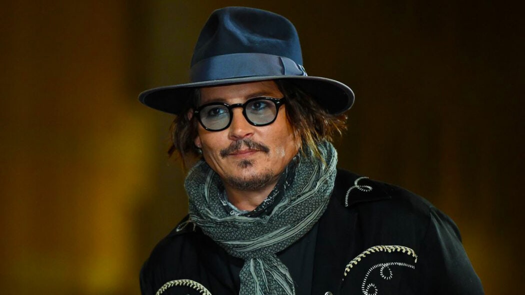Johnny-Depp-Donates-$800K-To-Charity