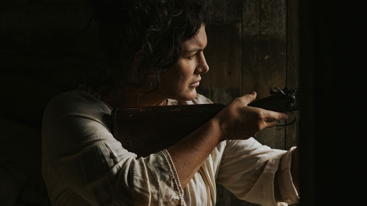 Gina-Carano-Terror-on-the-Prairie