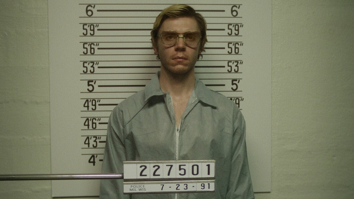 Evan-Peters-Netflix-jeffrey-Dahmer