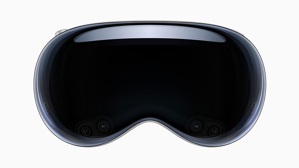 Apple-Vision-Pro-Mixed-Reality-Glasses-Review