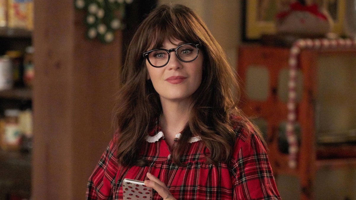 5 Iconic TV Characters Who Aren't The Same Without Their Glasses