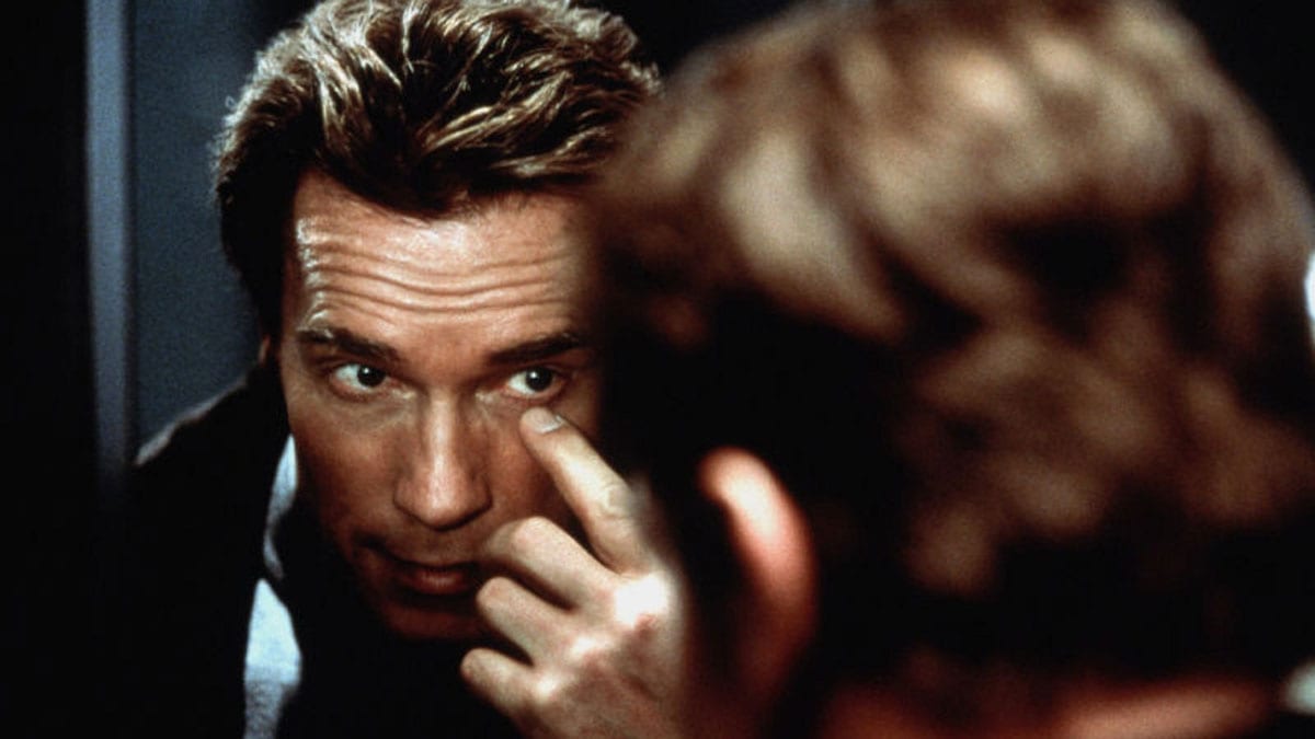Arnold-Schwarzenegger-Sci-Fi-Action-Thriller-1