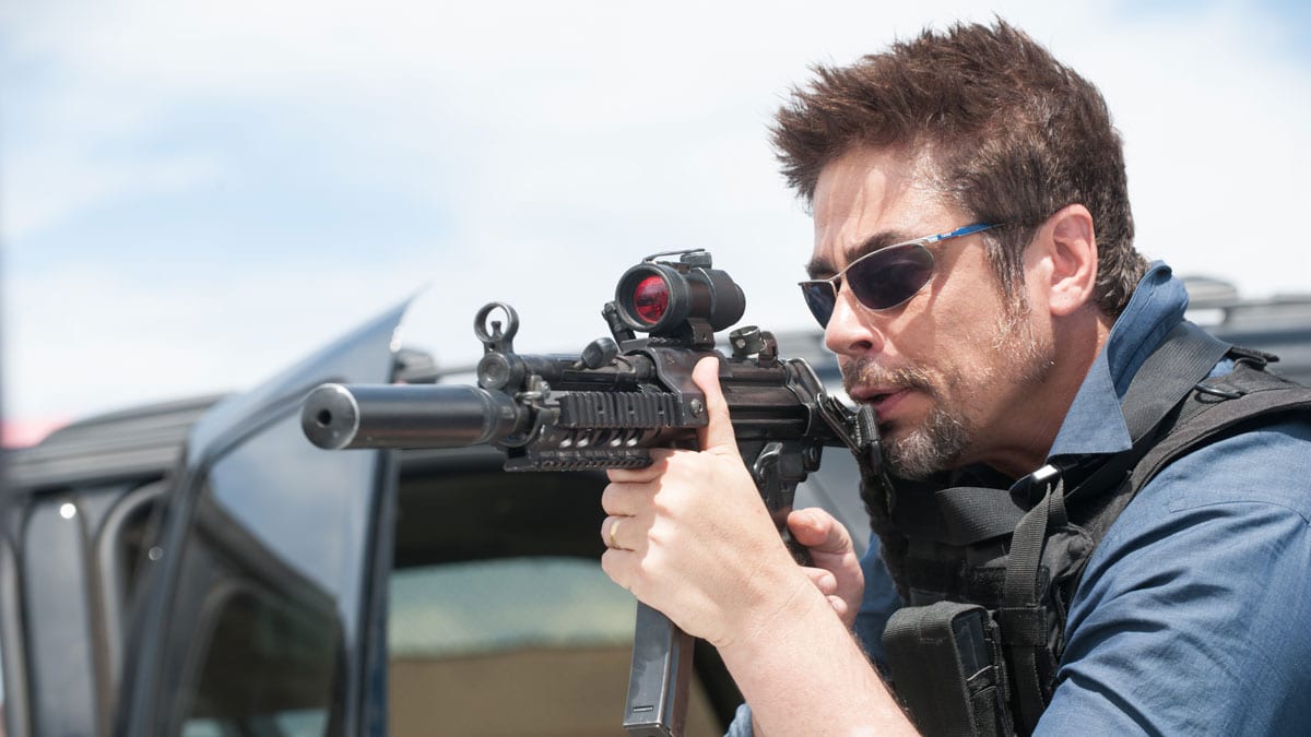 christopher-mcquarrie-working-sicario-3-1