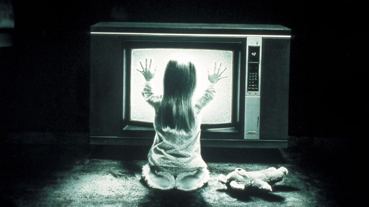 poltergeist-tv-show-in-the-works-amazon