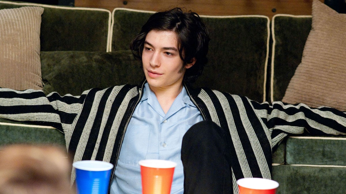 ezra-miller-changed-pronouns-again