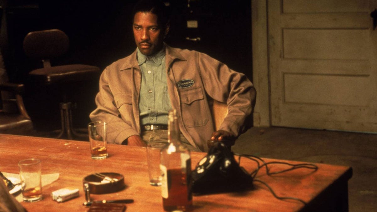 denzel-washington-devil-in-a-blue-dress-6